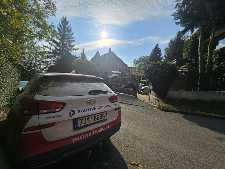 Izolace stropu rodinného domu ve Středočeském kraji